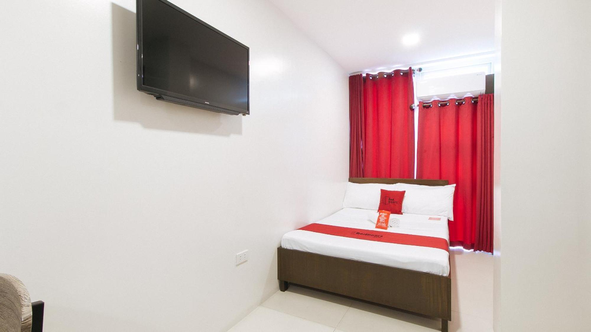 Reddoorz Near Fernwoods Garden Quezon City Bagian luar foto