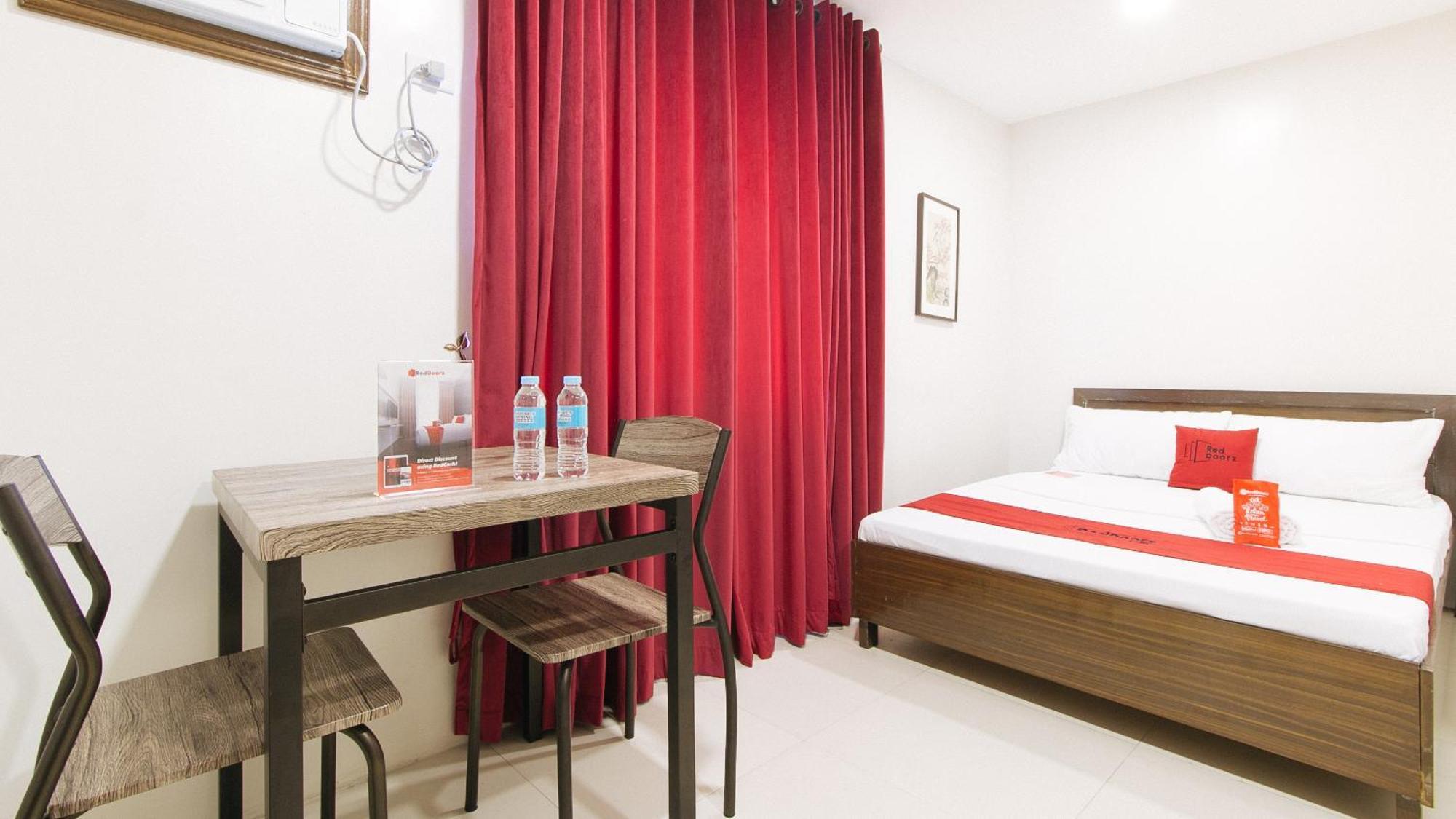Reddoorz Near Fernwoods Garden Quezon City Bagian luar foto